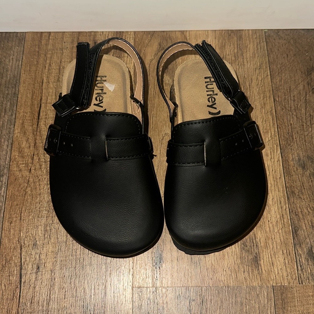 Hurley clogs